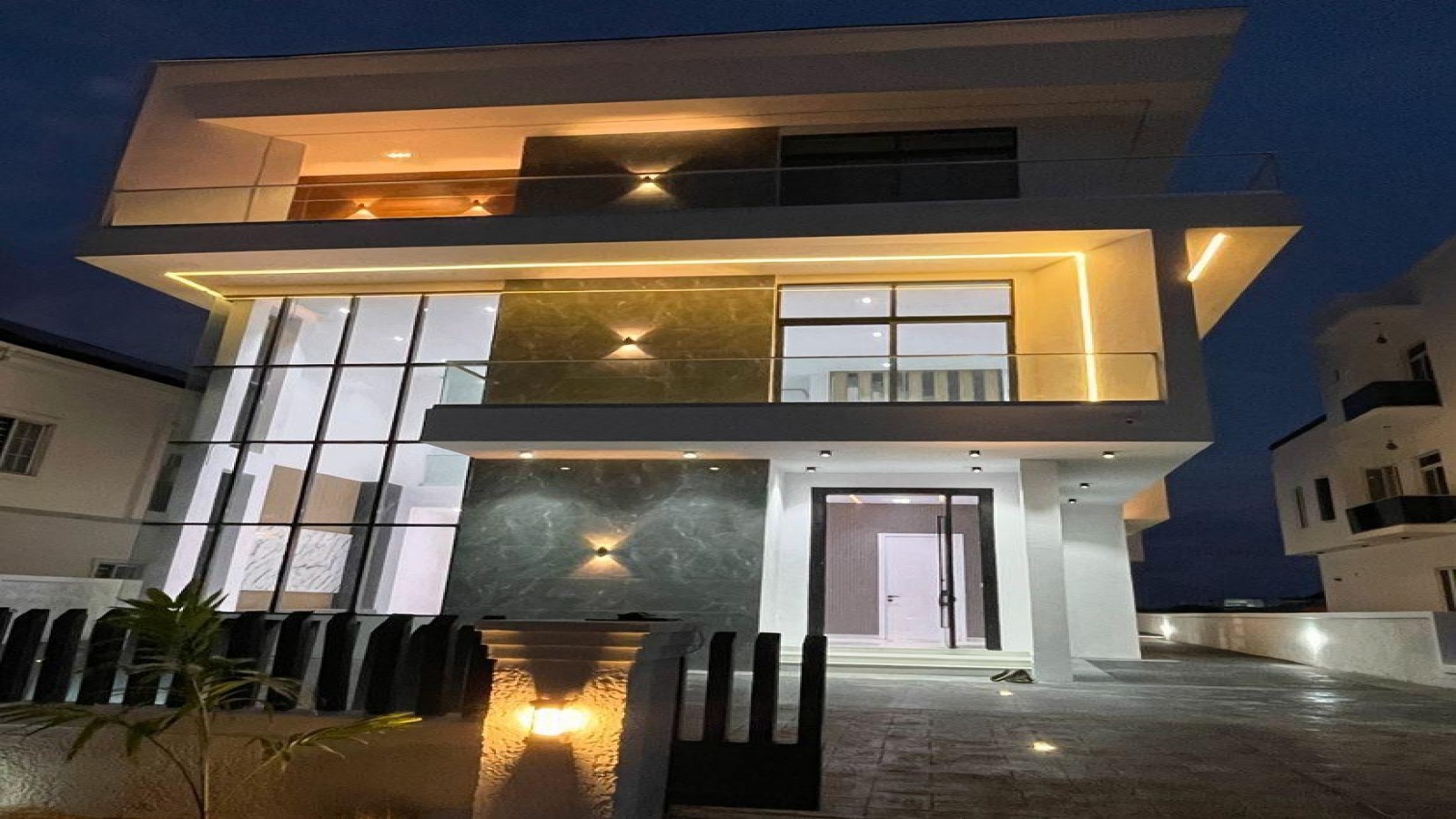 Ikota Lekki, 5 Bedrooms Bedrooms, ,5 BathroomsBathrooms,Apartment,For Sale,1008