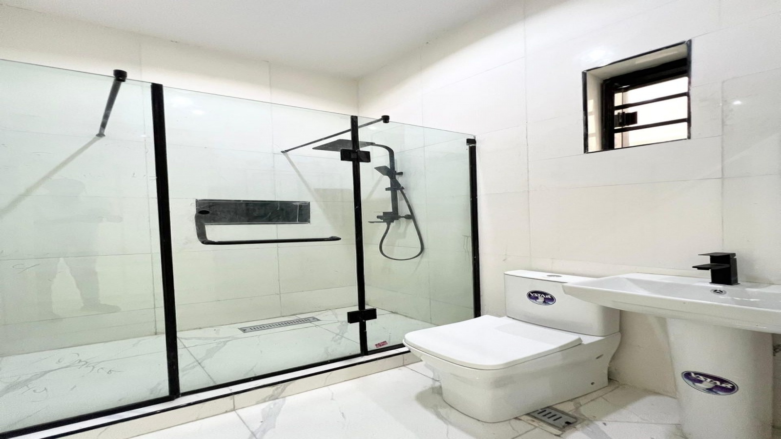 Chevron, Lekki, 5 Bedrooms Bedrooms, ,Villa,For Sale,1018